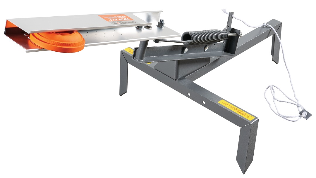 HighFlyTrap_40901_wClays_FrontL_S